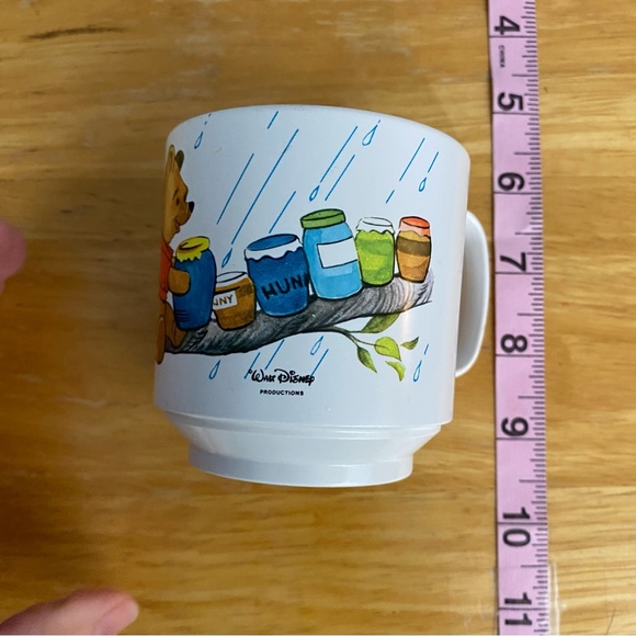 Vintage 1970s Winnie the Pooh Plastic Cup and Bowl Mid-Century - Picture 5 of 7